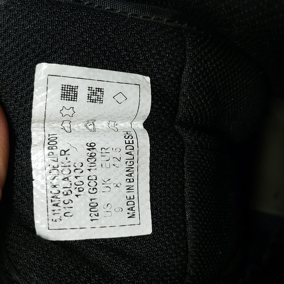 Tactical 5.11 Men's Black Boots - Picture 5 of 10